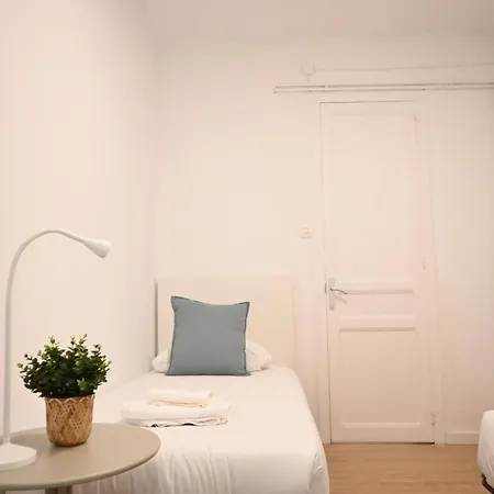 Homenfun Avenida Diagonal Apartment Barcelona